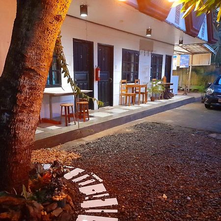El Taraw Bed & Breakfast プエルト・プリンセサ エクステリア 写真