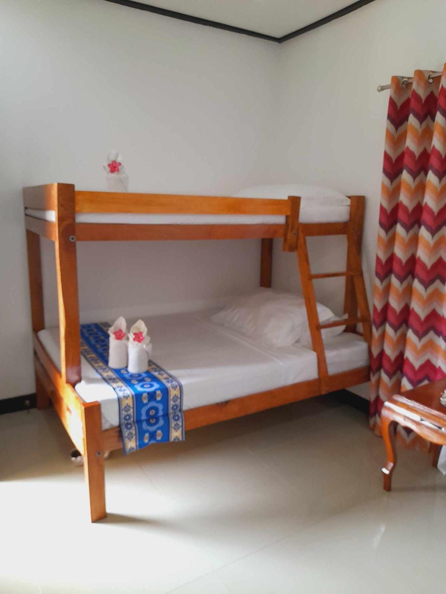 El Taraw Bed & Breakfast プエルト・プリンセサ エクステリア 写真