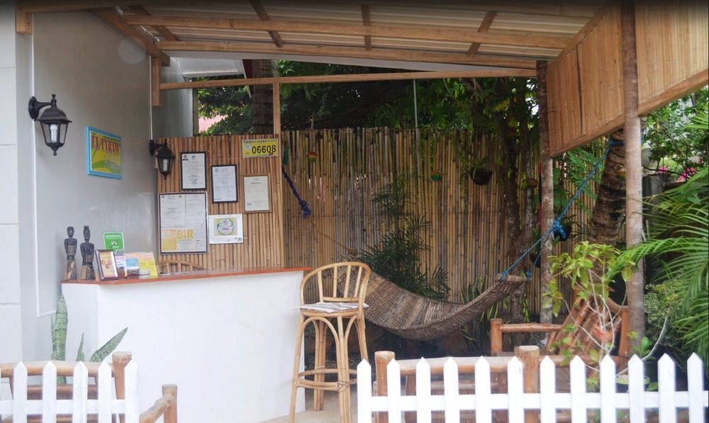 El Taraw Bed & Breakfast プエルト・プリンセサ エクステリア 写真