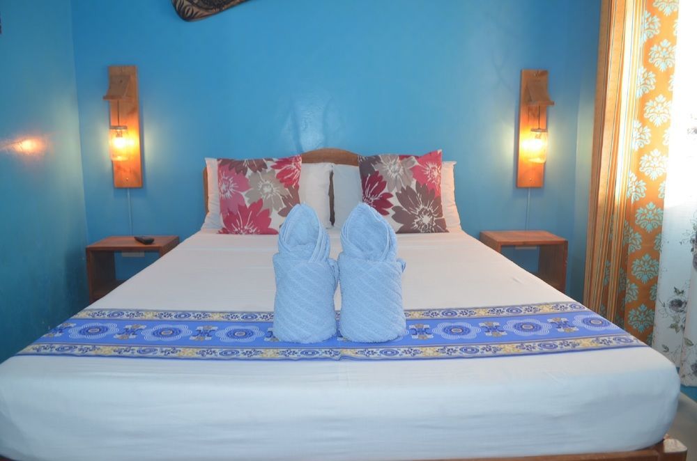 El Taraw Bed & Breakfast プエルト・プリンセサ エクステリア 写真