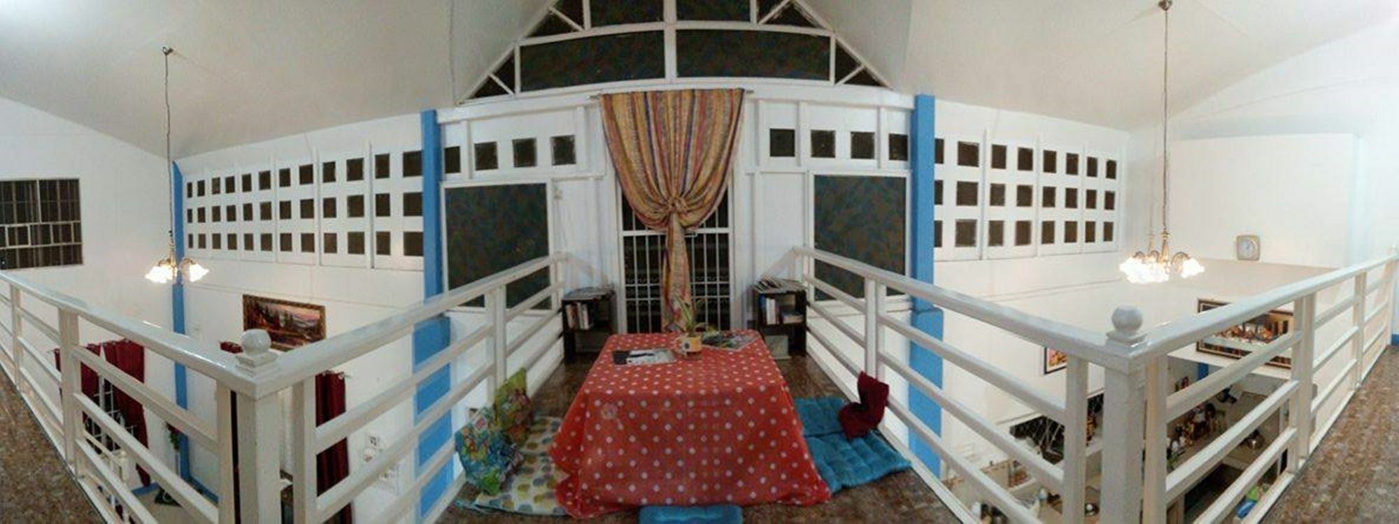 El Taraw Bed & Breakfast プエルト・プリンセサ エクステリア 写真