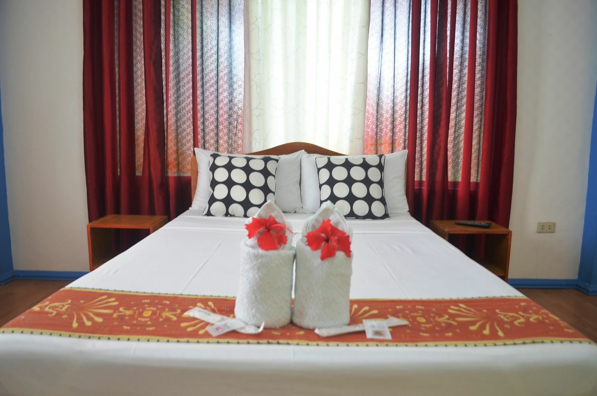 El Taraw Bed & Breakfast プエルト・プリンセサ エクステリア 写真
